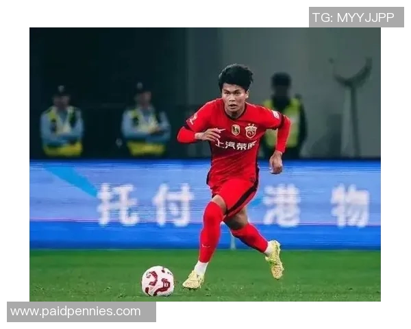 蒯纪闻：探索中国足球未来之星的成长之路与发展潜力
